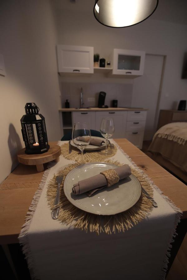Gite De Charme Haut De Gamme Avec Jacuzzi Et Sauna Privatifs Donzere Экстерьер фото